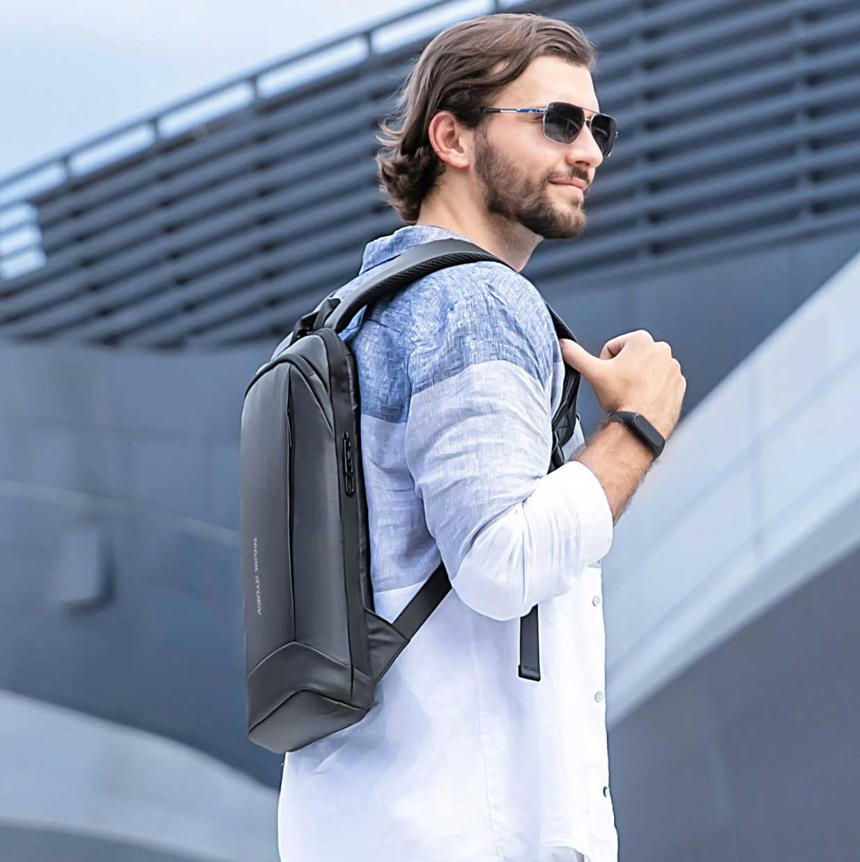 Mochila Executiva Notebook 15.6" Compacta