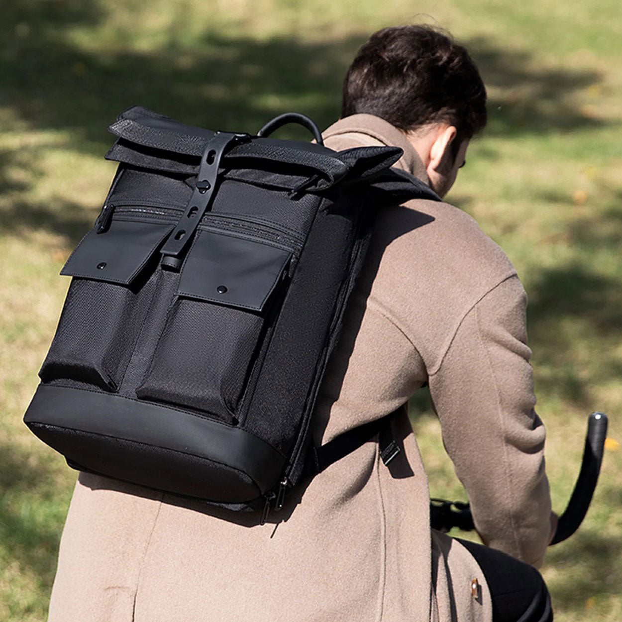 Mochila Executiva Expansível para Notebook 15.6"