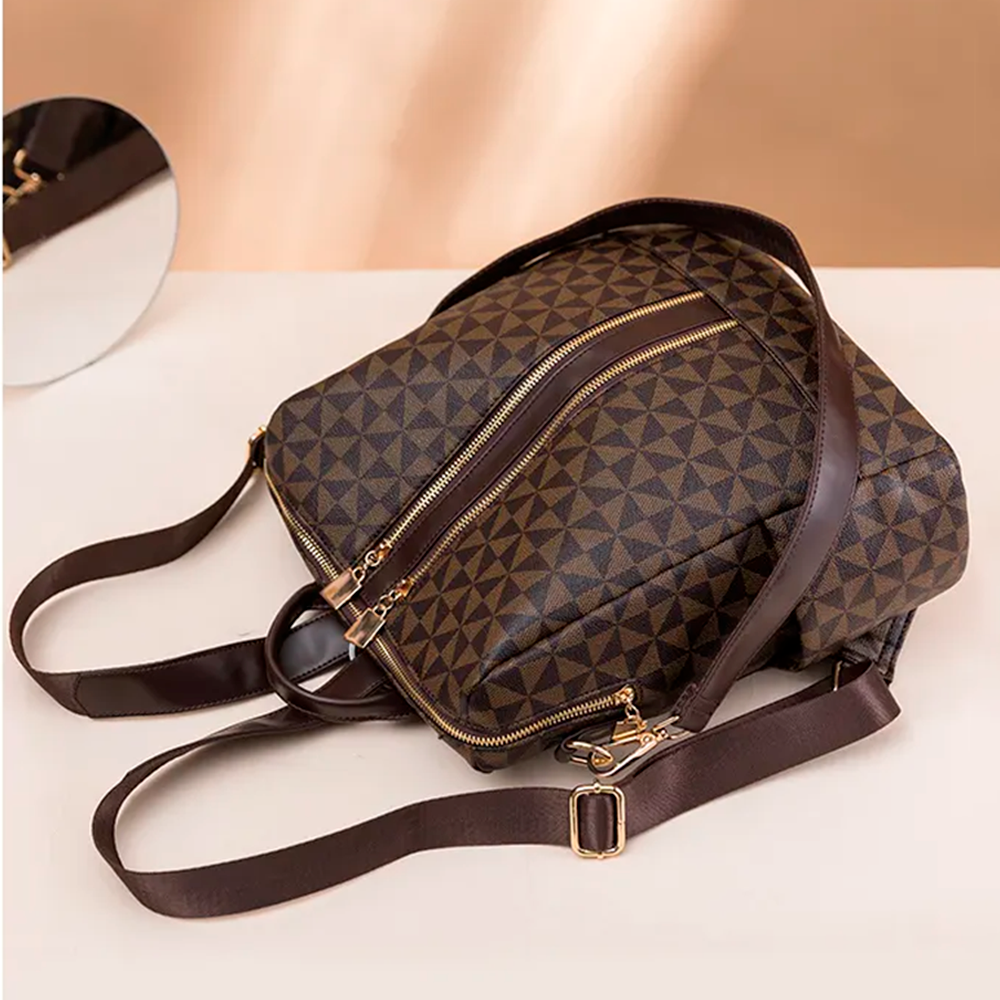 Mochila Feminina de Couro Elegance + Carteira