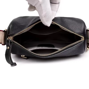 Bolsa de Ombro Feminina em Couro - Ophelia Milano 4